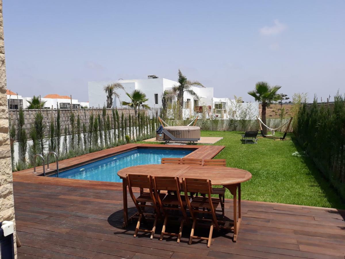 Superbe Villa Avec Piscine Plages Des Nations Rabat Luaran gambar